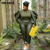 Damen-Hosen in Übergröße CM.YAYA Plus Size Elegantes Damen-Set PU-Puff Langarm-Patchwork-Sweatshirt und Hosenanzug Trainingsanzug Zweiteiliges Set Outfits 231017