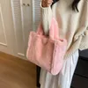 Sacos de compras moda grande capacidade sacola europeia americana tendência de rua faux pele mulheres bolsa de pelúcia bolsa de ombro versátil 231017