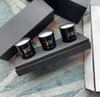 Set da tre pezzi di candele profumate di design di alta qualità da 30G, confezione regalo da banco VIP serie di lusso con fragranze per la casa