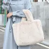 Avondtassen Winter grote draagtas Luxe namaakbont Dameshandtassen Designer Lady Handtassen Pluizig zacht pluche Shopper Bag Warm Sac 231017