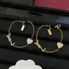 Bracelets de créateurs Diamants de luxe Coeur Y Lettres Bracelet pour femmes Amour Bijoux Femmes Boucle d'or Bracelets Cadeau de mariage 925 Argent Chaud -4