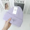 Bonnet tricoté triangle inversé, chapeau chaud en laine d'automne et d'hiver, chapeau froid polyvalent pour hommes et femmes