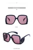 Gafas de sol de diseñador de lujo Gafas de sol cuadradas de gran tamaño para mujer, montura de gafas hueca estilo punk de diseñador de marca, gafas de color degradado para hombre