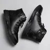 Stövlar Mäns motorcykel Bekväm plattform Mens Outdoor High Top Leather Fashion Waterproof Men Shoes 231018
