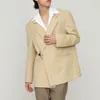 Erkek Suit Blazers tek göğüslü zincir dekore edilmiş düğme blazer erkekler siyah kahve genç moda takım elbise ceketi m-3xl239m