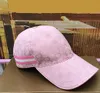 Roze Dames Brief Baseball Hoeden Gestreept Patchwork Ontwerpers Sport Caps Mode Vakantie UV Strandpet voor Volwassen7015787