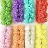 Décorations de Noël 144pcs 2cm artificielle mini mousse rose bouquet de fleurs décoration de mariage scrapbooking fausses fleurs couronne bricolage artisanat cadeaux 231017