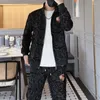 Tracki męskie Europejskie luksus Jacquard Flocking Tracksuit Men Spring Autumn 2 szt. Suit Paisley Designer Black Sportwear Ropa Deportiva