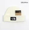 Yeni Varış Tasarımcıları Kova Şapka Erkek Kış Beanie Marka Sıcak Beanies Avrupa Amerikan Çift Katmanlı Katlanmış Örgü Kadın Yün Şapka/Kafatası Kapakları A700