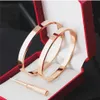 Bracciale in oro con vite per unghie per ragazze donne uomini polsino con ciondolo personalizzato coppia braccialetti con diamanti design argento rosa lusso uomo gioiellol303S