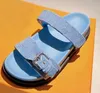 Strandslippers heren Klassiek Plat Zomer Lui Designer schoen Cartoon Big Head flops leer heren gesp Slides Hotel Bad damesschoenen sexy Sandalen Groot