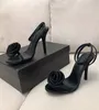 2024 Sandaler Högklackade Luxurys Designers Shoe Paris Dress Classics Women Heels Black Golden Gold Wedding Bottoms With Box 3 Model Size 35-43