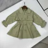 Manteau de luxe pour bébé, veste à revers avec bord perlé pour enfants, taille 110 à 160 CM, vêtements d'extérieur de printemps, coupe-vent à la mode pour fille et garçon, Sep01