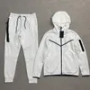 Boy Tracksuit Tech Feece Tracksuits Sweat Suits Designer Tjocka män Kvinnliga tröjor män sportbyxor joggerbyxor bottnar techfleece man joggarare