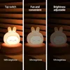 ワイングラスの子供たちの夜のライトベアウサギのベビーナイトライトホームベッドルームの子供USB漫画LEDランプクリスマスギフト231017