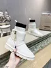 2023 Nuevo Un zapato Dos botas para nieve Serie Bling con parte superior de cuero lacado importado resistente a las heladas y manga interior de lana de piel de oveja Tamaños 35-40 con caja