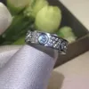 Volledige diamant titanium staal zilveren liefde ring mannen en vrouwen rose goud designer ringen voor liefhebbers paar luxe sieraden gift186e