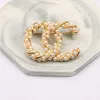 18K Gold Plane Brand Brooch Brooch Projektant Wysokiej jakości pin dla kobiet mężczyzn Krzywa broszki perłowe Prezenta
