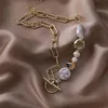 ペンダントネックレスオリジン夏のユニークなデザイン非対称の不規則な淡水真珠チョーカーの女性用のネックレス