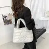 Bolsas de ombro Bolsas de noite Nova sacola para mulheres acolchoadas inchadas ebolsa Ligtweigt Down Soulder Bag Down estofamento Crossbody ebolsas elegantesbolsasloja