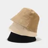 Bérets Chapeau de seau de conception de minorité japonaise Femme Printemps et été Type mince Crème solaire Soleil Influenceur Internet Fashionmonger Outdo