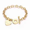 Braccialetti con ciondoli Ot New Niche Design Ins Wind Titanium Bottone da donna Love Tiffa T-home Bracciale a cuore in acciaio inossidabile può essere inciso 8iom