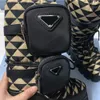 Stivali doposci in gabardine nylon Nylon gabardine skischoenen Logo triangolo in metallo smaltato Luxe laarzen Winter snowboots feestlaarzen jonge meisjes laarsjes 35 42