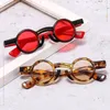 Solglasögon Punk Small Round Frame Women Vintage Personlig Hip Hop Solglasögon Herr Fashion Trending Glasses Shades UV400