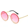 Solglasögon Big Round Women's Metal Frame Vintage Ladies Luxury Clear Sun Glasses Men Female Summer Shades Lunettes UV400