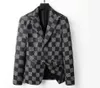 Spring Men Blazer Slim Fit Plaid Casual Single-Breasted kostym Jacka Blazers Mens Formella superjackor Lång ärm Fall Coat