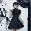 Abiti da festa 2023 Mini abito stile gotico gotico Nero senza maniche arricciato per le donne Ragazza Dark Lolita Vintage Fata Grunge Abbigliamento