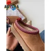 Bottes Tasman Pantoufles En Fourrure De Châtaigne Diapositives En Peau De Mouton Shearling Tazz NOUVEAU Mules Femmes Hommes Ultra Mini Plateforme Botte Chaussures À Enfiler En Daim Confort Supérieur Automne Hiver UGh