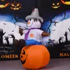 Autres fournitures de fête d'événement LED Halloween Toy Ghost assis sur une tête de citrouille effrayante Décoration intérieure et extérieure Halloween Modèle gonflable 231017