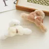 2023 Winter Plush Hair Claw Elegant Acrylic Hairpins Faux Fur Hair Clip Barrette Crab huvudbonader för kvinnor flickor hårtillbehör