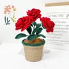 Fleurs décoratives 2023 Rouge Artificielle Rose Fleur Simulation Plante En Pot Créatif Tissé À La Main Produit Fini Maison Chambre Belle Décoration