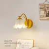 Lámpara de pared Campana Orquídea Dormitorio Luz de noche Crema francesa Apliques de flores de viento para sala de estar Fondo Pasillo Escalera