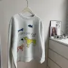 Rolig graffiti Little Fish Dog Lazy Loose Pullover Treater For Women 2023 Ny Popular Casssual mångsidig topp