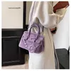 Kvinnor Handväska Autumn och Winter Fluffy Sea Anemone Purple Large Capacity Tygväska Plush Rabbit Hair Handheld Crossbody Bag L