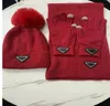 2023 디자이너 스카프 모자 글러브 세트 여자의 겨울 모자 스카프 세트 따뜻한 니트 모자 겨울 야외 패션 숄 스카프 모자