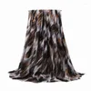 スカーフヒョウのプリント女性のための贅沢180 90cm秋の冬のスカーフコレクションパシュミナショールズストリーマーネックデコレーションヒジャーブ