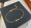 Charmearmbanden Originele ontwerper Meisjesvrouwen elegante Liefde 18K Gouden Armbanden Y bedelarmband Mode-sieraden Dame