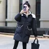 Женские траншеи Coats Casual Long Parkas для женщин Осень Зима зима 2023 Корейская модная уличная одежда Ужигание теплых курток, дамы негабаритные