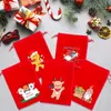 Décorations de Noël 1 / 10pcs Sacs de velours rouge Pochette de cordon Candy Snack Sac cadeau Bracelet Bijoux Emballage Stockage Année 2024 231018