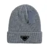 Designer de malha chapéus de alta qualidade luxo inverno lã quente beanie bonés para homens e mulheres moda ao ar livre chapéu casual crânio boné P-7