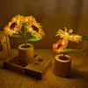 Objets décoratifs Figurines Tulipe Artificielle Tournesol Lumière Lampe de Chambre Rechargeable Nuit Créative pour Enfants Ami Anniversaire Cadeau de Vacances 231017