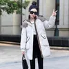 Женские траншеи Coats Casual Long Parkas для женщин Осень Зима зима 2023 Корейская модная уличная одежда Ужигание теплых курток, дамы негабаритные