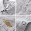 Camicie casual da uomo 2318 Camicia con risvolto in velluto a coste retrò Primavera Autunno Qualità premium Allentata All-match Manica lunga Giovane bella camicetta maschile