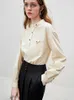 Blouses pour femmes FSLE Style de déplacement français Simple col montant chemise pour femmes automne 2023 à la mode dessus de couleur unie femme