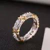 バンドリングYunjin New Luxury ShinyZircon Cross Ring女性ファッションシンプルリングハンドウェアリング