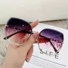 Solglasögon Square Women Metal Cat Eye Brand Designer Sun Glasses Female Travel Driver Gradient Fashion